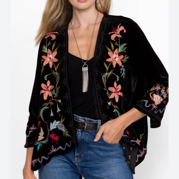 Johnny Was floral velvet 3/4 sleeve embroidered Bolero jacket - Picture 4 of 4